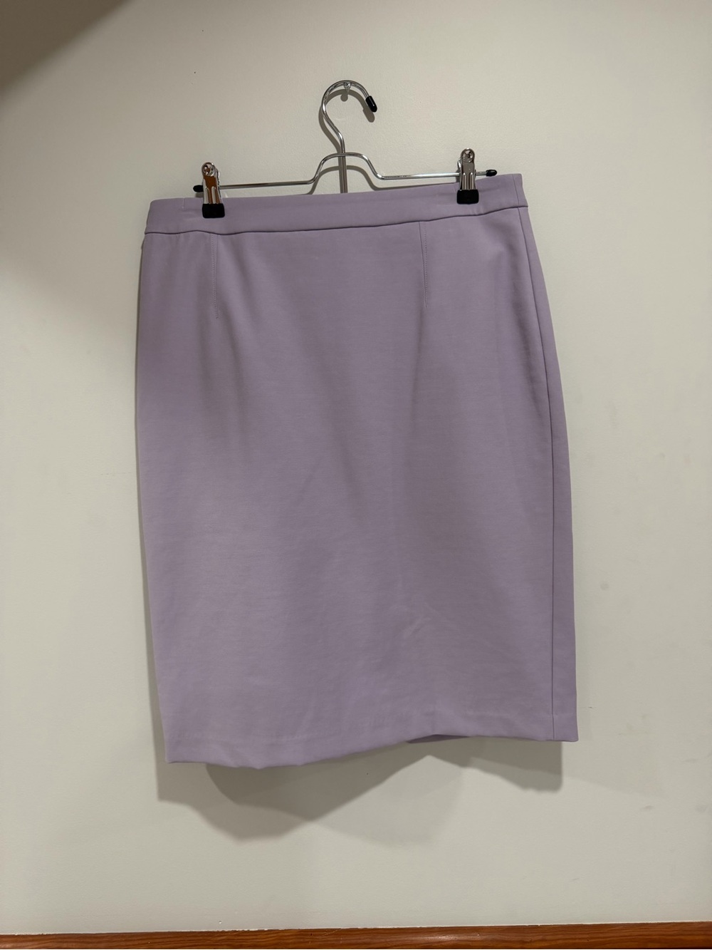 White House Black Market Classic Lavender Pencil Skirt - Women's